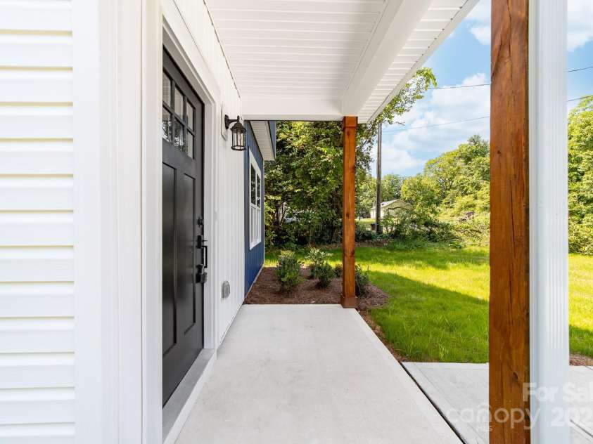 413 Jose Street, Shelby, NC 28150.  MLS# CAR4255548, YatesRealty ID 21129. 