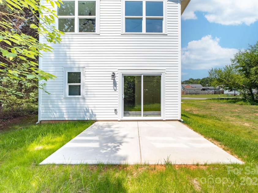 413 Jose Street, Shelby, NC 28150.  MLS# CAR4255548, YatesRealty ID 21129. 