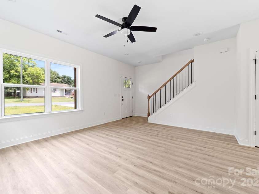 413 Jose Street, Shelby, NC 28150.  MLS# CAR4255548, YatesRealty ID 21129. 