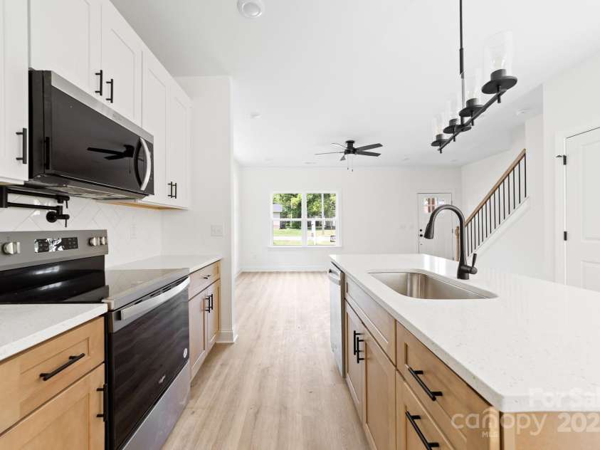 413 Jose Street, Shelby, NC 28150.  MLS# CAR4255548, YatesRealty ID 21129. 