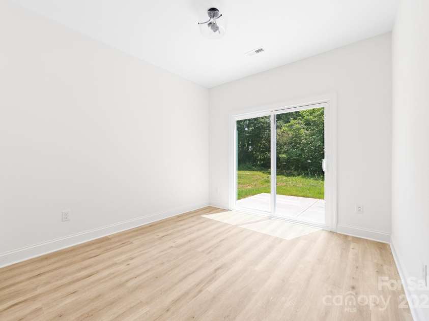 413 Jose Street, Shelby, NC 28150.  MLS# CAR4255548, YatesRealty ID 21129. 