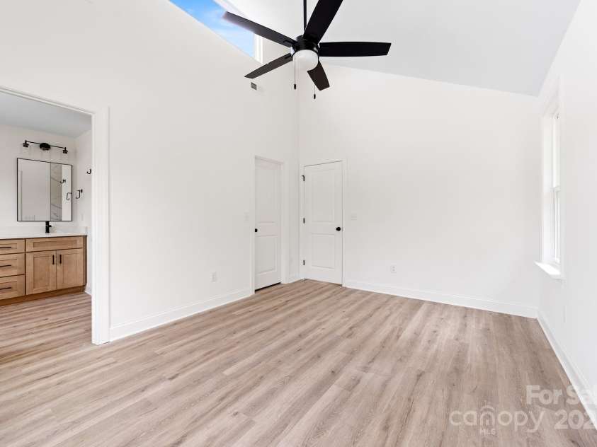 413 Jose Street, Shelby, NC 28150.  MLS# CAR4255548, YatesRealty ID 21129. 