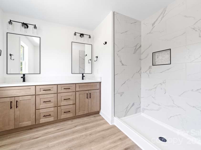 413 Jose Street, Shelby, NC 28150.  MLS# CAR4255548, YatesRealty ID 21129. 