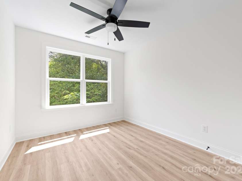 413 Jose Street, Shelby, NC 28150.  MLS# CAR4255548, YatesRealty ID 21129. 