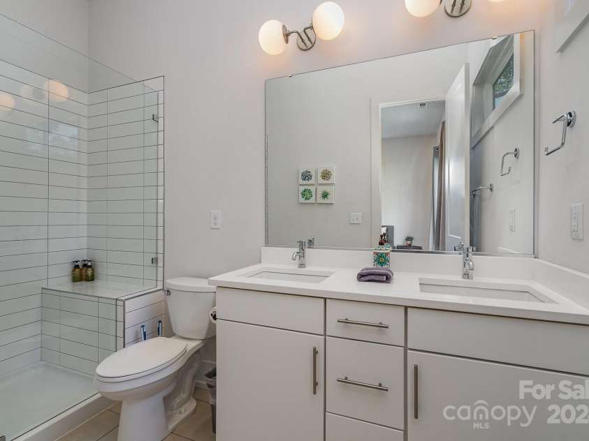 4147 Merlane Drive, Charlotte, NC 28206.  MLS# CAR4198756, YatesRealty ID 2113. 