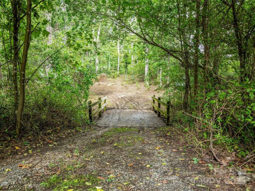 644 Walnut Valley Parkway, Arden, NC 28704.  MLS# CAR4327022, YatesRealty ID 2113. 