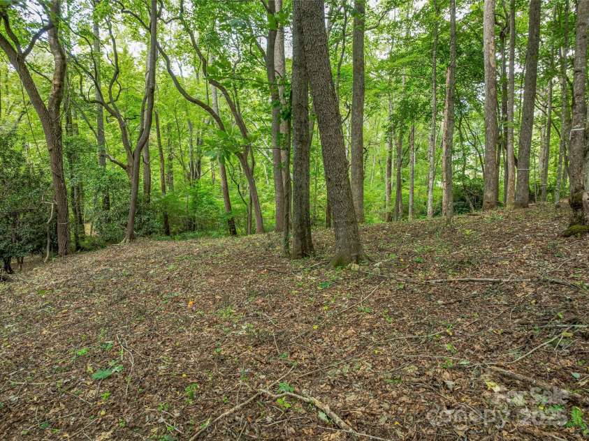 644 Walnut Valley Parkway, Arden, NC 28704.  MLS# CAR4327022, YatesRealty ID 2113. 