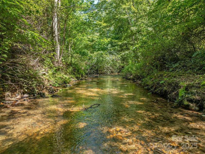 644 Walnut Valley Parkway, Arden, NC 28704.  MLS# CAR4327022, YatesRealty ID 2113. 