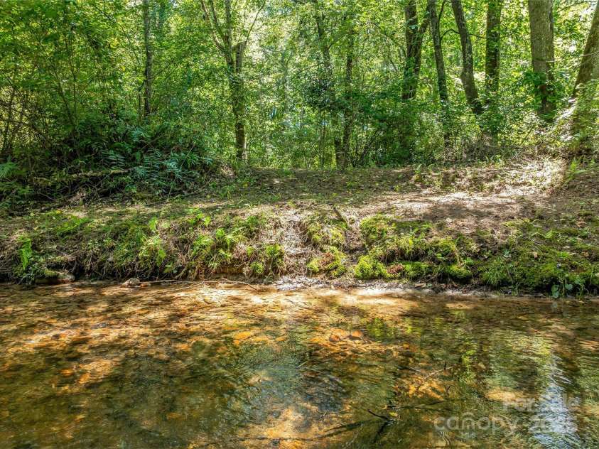 644 Walnut Valley Parkway, Arden, NC 28704.  MLS# CAR4327022, YatesRealty ID 2113. 