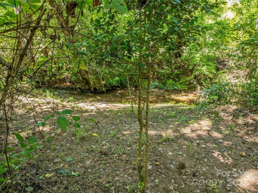 644 Walnut Valley Parkway, Arden, NC 28704.  MLS# CAR4327022, YatesRealty ID 2113. 