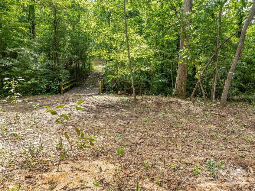644 Walnut Valley Parkway, Arden, NC 28704.  MLS# CAR4327022, YatesRealty ID 2113. 
