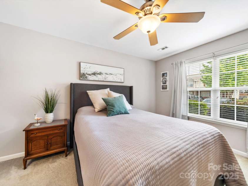 3446 Broadwick Street, Charlotte, NC 28213.  MLS# CAR4259337, YatesRealty ID 21130. 