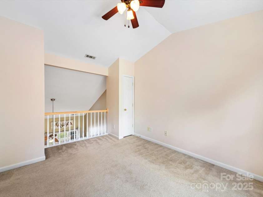 3446 Broadwick Street, Charlotte, NC 28213.  MLS# CAR4259337, YatesRealty ID 21130. 