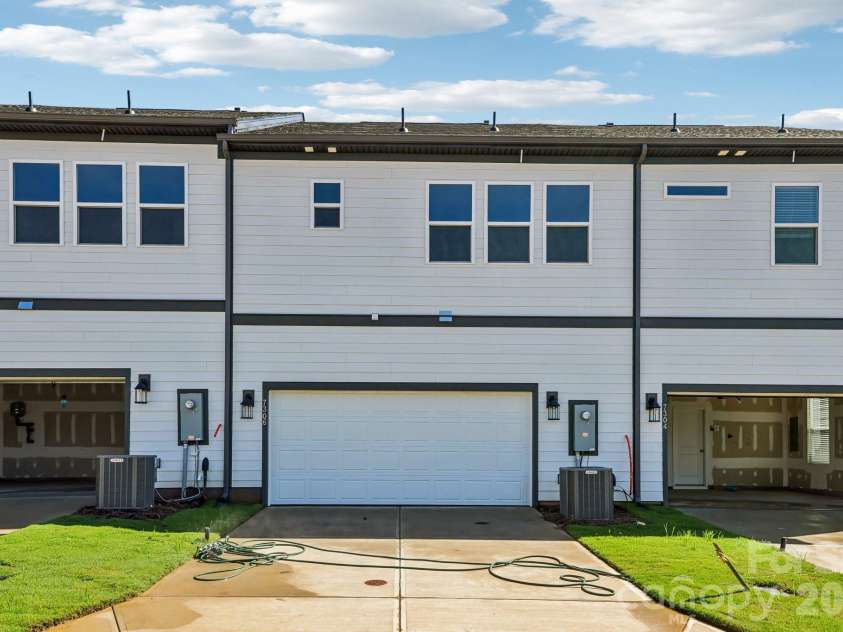 7306 Wake Way, Indian Land, SC 29707.  MLS# CAR4380889, YatesRealty ID 21130. 7306 Wake Way ~ Ready Now