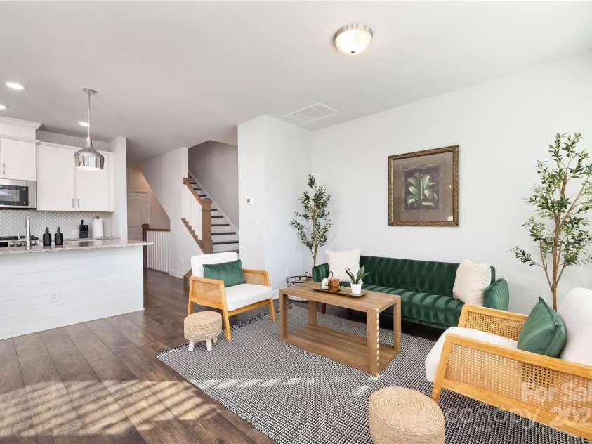 1428 Winding Stream Road, Charlotte, NC 28206.  MLS# CAR4267472, YatesRealty ID 21132. 
