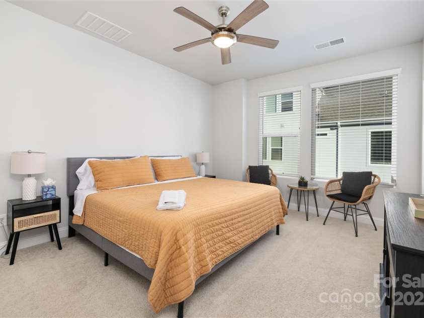 1428 Winding Stream Road, Charlotte, NC 28206.  MLS# CAR4267472, YatesRealty ID 21132. 