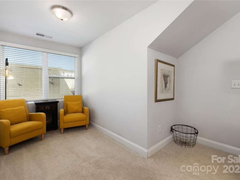 1428 Winding Stream Road, Charlotte, NC 28206.  MLS# CAR4267472, YatesRealty ID 21132. 