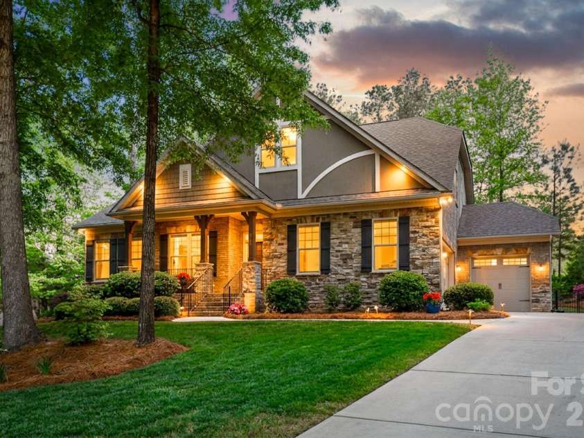 6704 Montgomery Road, Lake Wylie, SC 29710.  MLS# CAR4371069, YatesRealty ID 21132. 