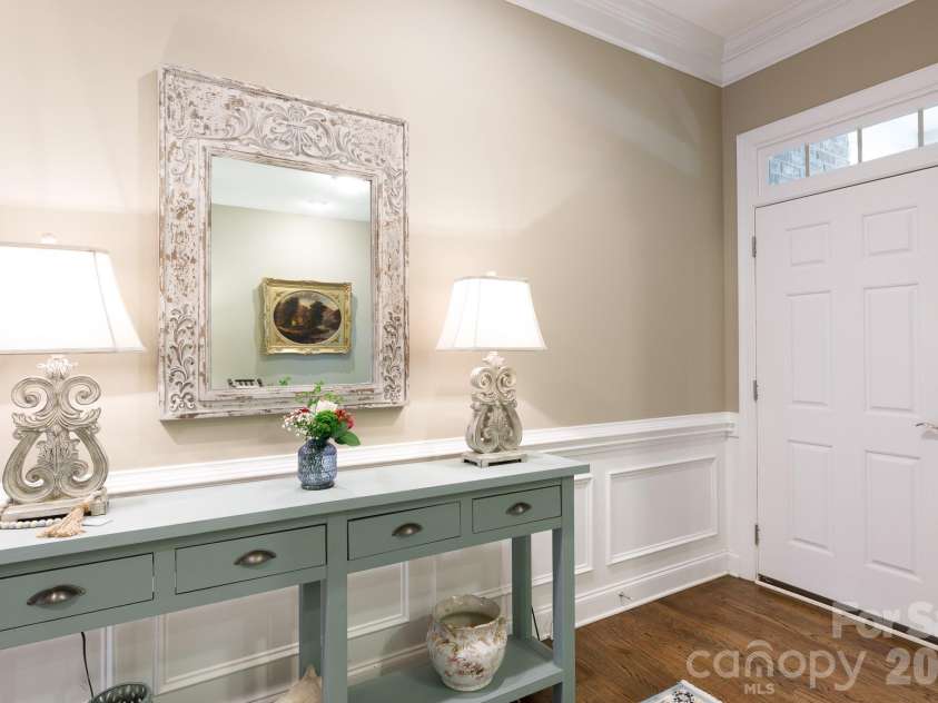 6704 Montgomery Road, Lake Wylie, SC 29710.  MLS# CAR4371069, YatesRealty ID 21132. 