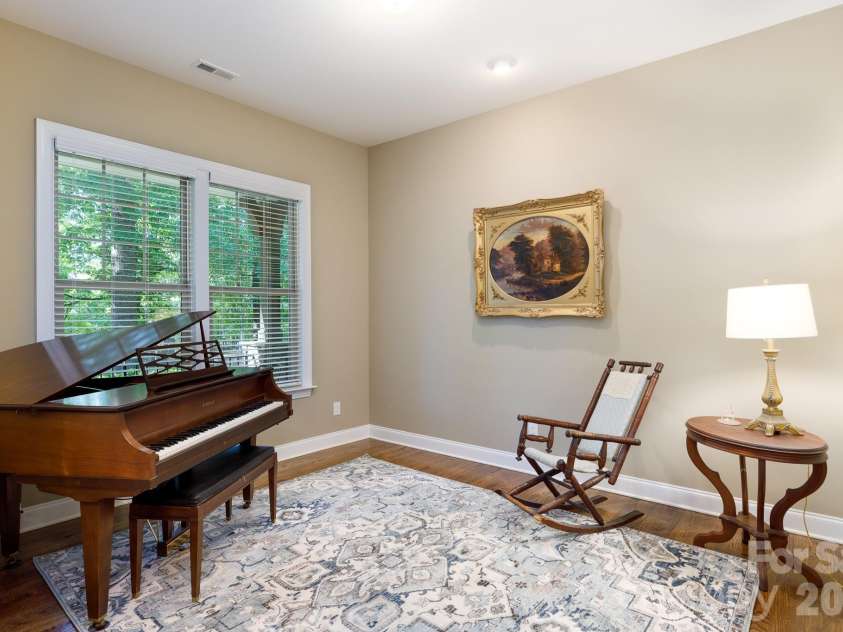 6704 Montgomery Road, Lake Wylie, SC 29710.  MLS# CAR4371069, YatesRealty ID 21132. 