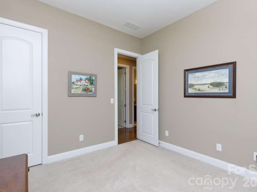 6704 Montgomery Road, Lake Wylie, SC 29710.  MLS# CAR4371069, YatesRealty ID 21132. 