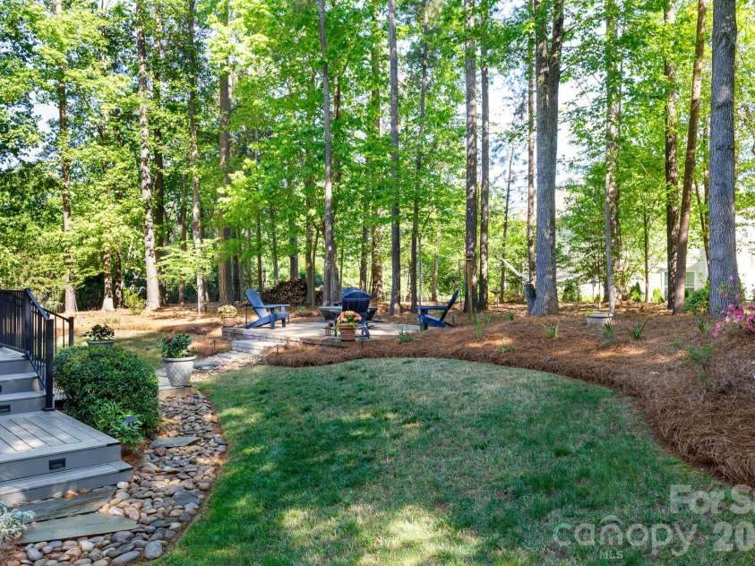 6704 Montgomery Road, Lake Wylie, SC 29710.  MLS# CAR4371069, YatesRealty ID 21132. 
