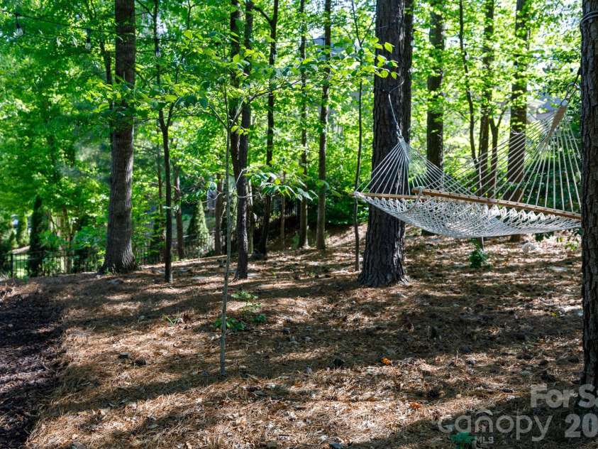 6704 Montgomery Road, Lake Wylie, SC 29710.  MLS# CAR4371069, YatesRealty ID 21132. 