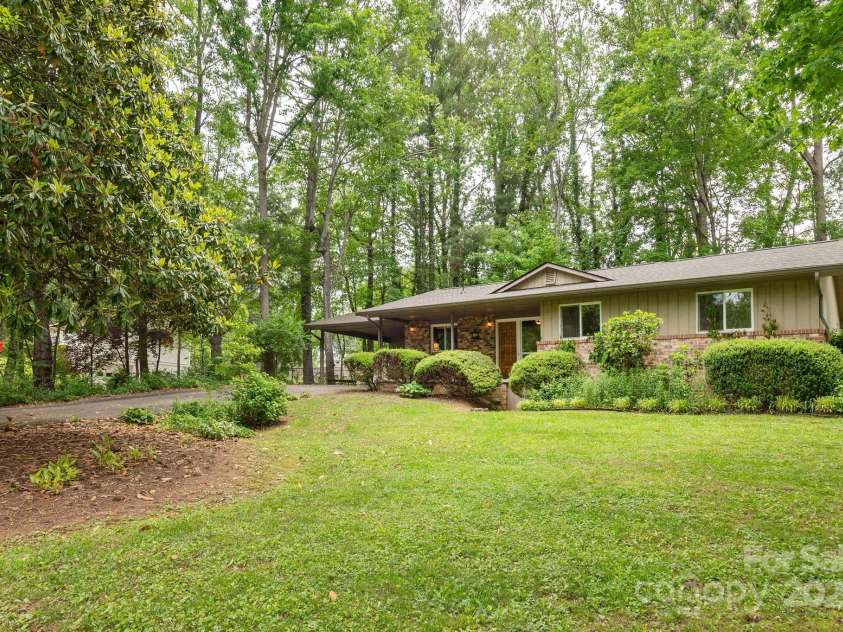 6 Hudson Lane, Fletcher, NC 28732.  MLS# CAR4249808, YatesRealty ID 21133. 