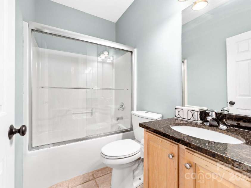 12002 Cobham Court, Huntersville, NC 28078.  MLS# CAR4269076, YatesRealty ID 21134. Main floor full bath