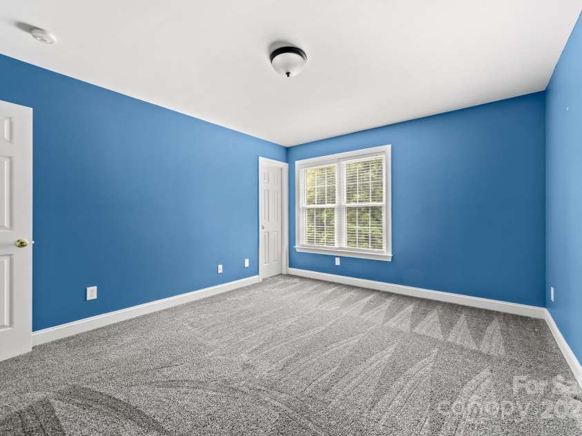 12002 Cobham Court, Huntersville, NC 28078.  MLS# CAR4269076, YatesRealty ID 21134. Upper Bedroom