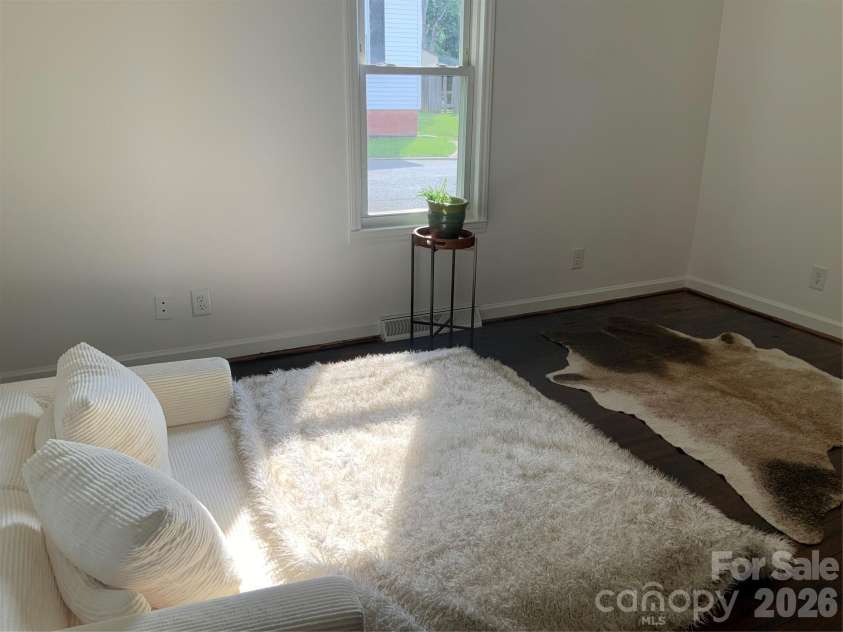 358 Woodlawn Avenue, Cramerton, NC 28032.  MLS# CAR4365227, YatesRealty ID 21134. 