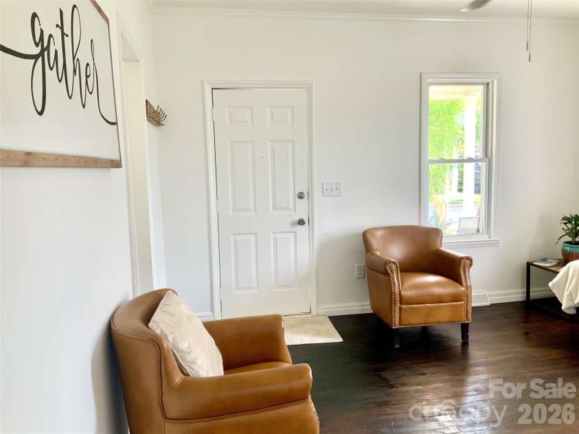 358 Woodlawn Avenue, Cramerton, NC 28032.  MLS# CAR4365227, YatesRealty ID 21134. 
