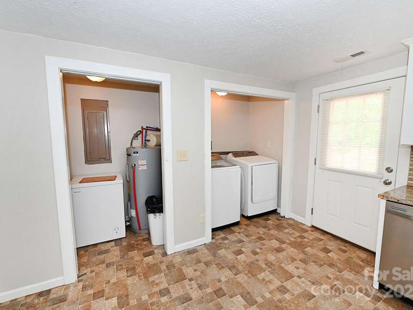 5197 Reese Store Avenue, Morganton, NC 28655.  MLS# CAR4258441, YatesRealty ID 21135. 