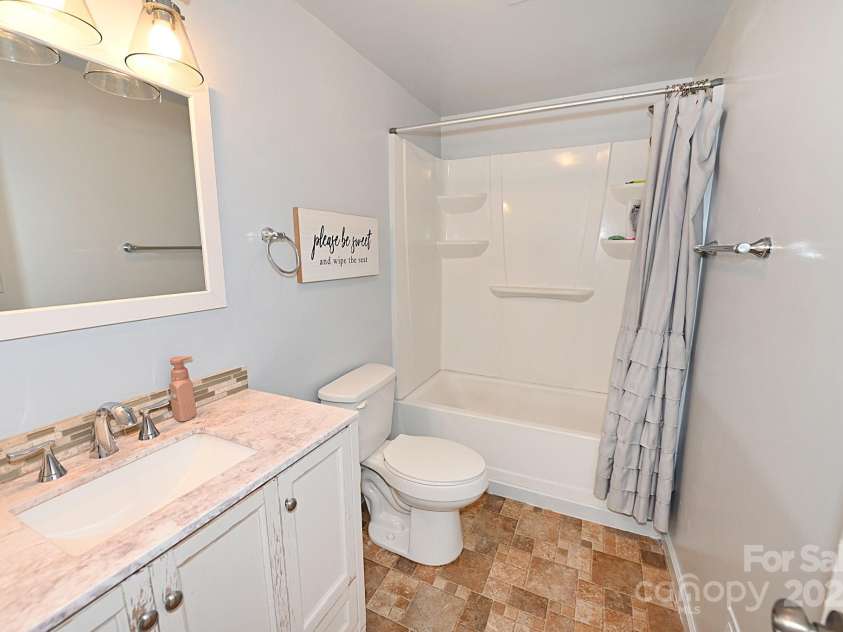 5197 Reese Store Avenue, Morganton, NC 28655.  MLS# CAR4258441, YatesRealty ID 21135. 