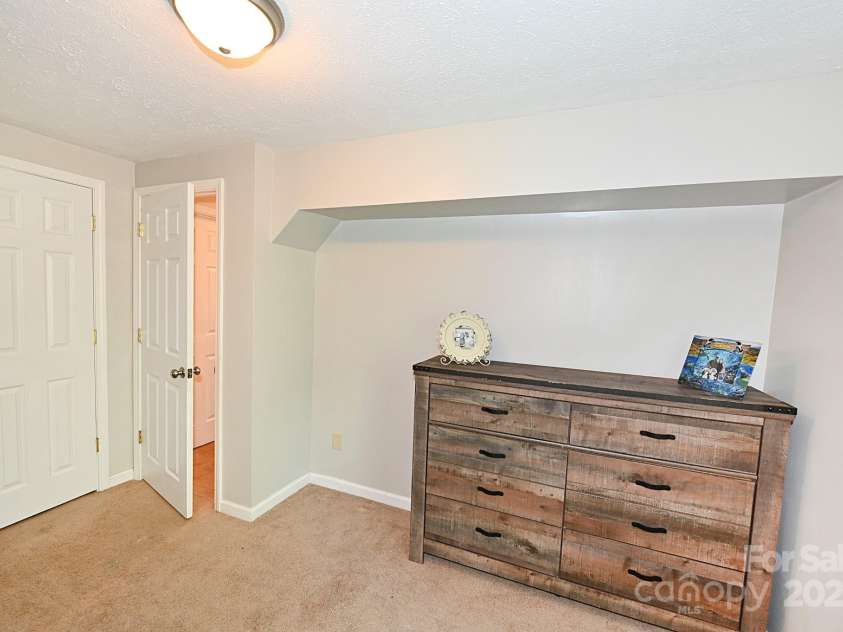 5197 Reese Store Avenue, Morganton, NC 28655.  MLS# CAR4258441, YatesRealty ID 21135. 