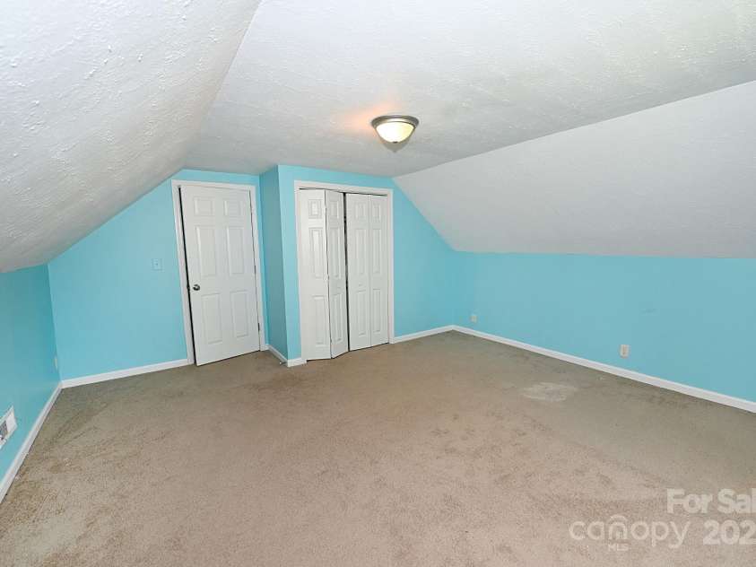 5197 Reese Store Avenue, Morganton, NC 28655.  MLS# CAR4258441, YatesRealty ID 21135. 