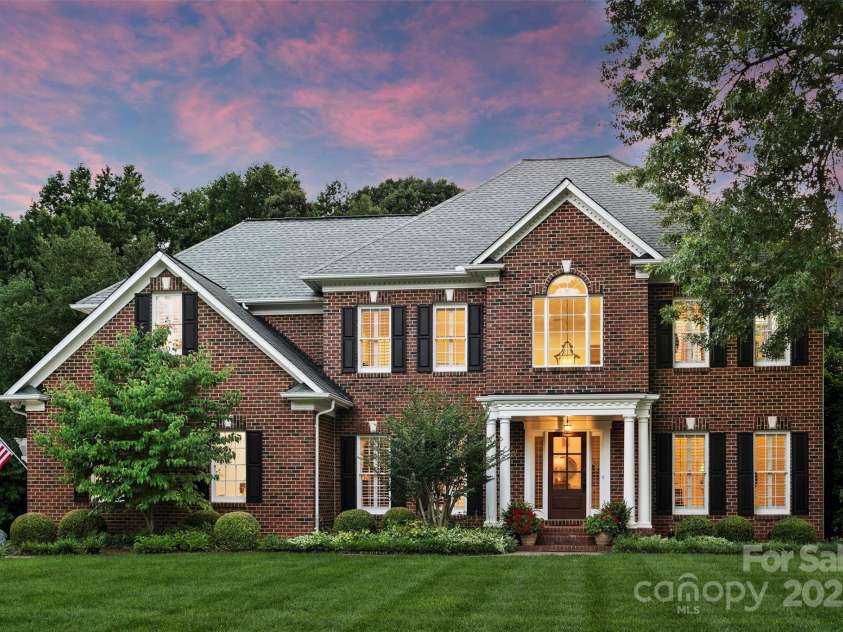 159 Carsons Place, Mooresville, NC 28117.  MLS# CAR4270616, YatesRealty ID 21137. 159 Carsons Place