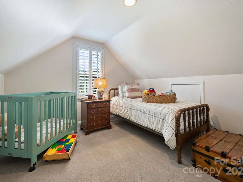 159 Carsons Place, Mooresville, NC 28117.  MLS# CAR4270616, YatesRealty ID 21137. Flex Room