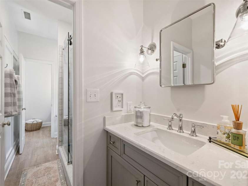 159 Carsons Place, Mooresville, NC 28117.  MLS# CAR4270616, YatesRealty ID 21137. Jack-n-Jill Bathroom