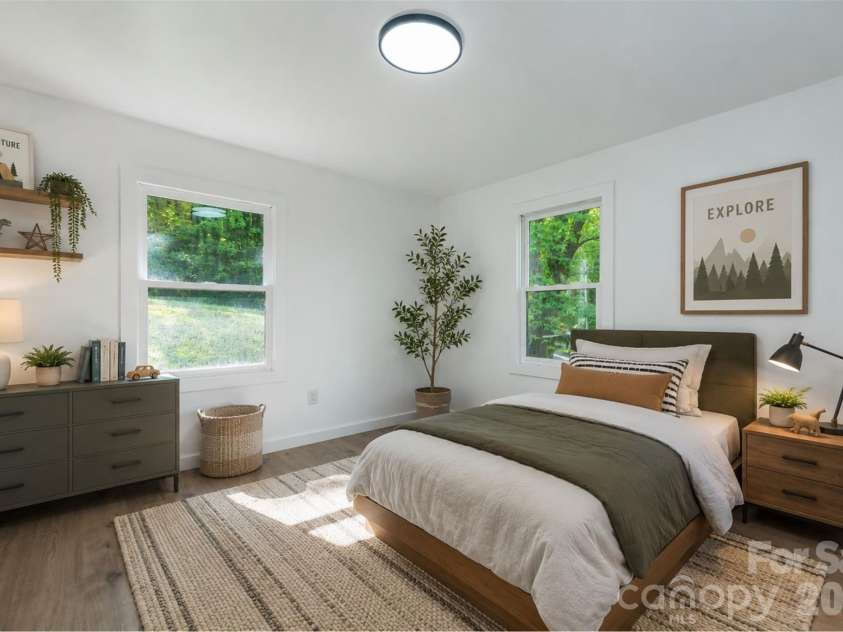 4 Smokey Mountain Drive, Swannanoa, NC 28778.  MLS# CAR4362621, YatesRealty ID 21137. 