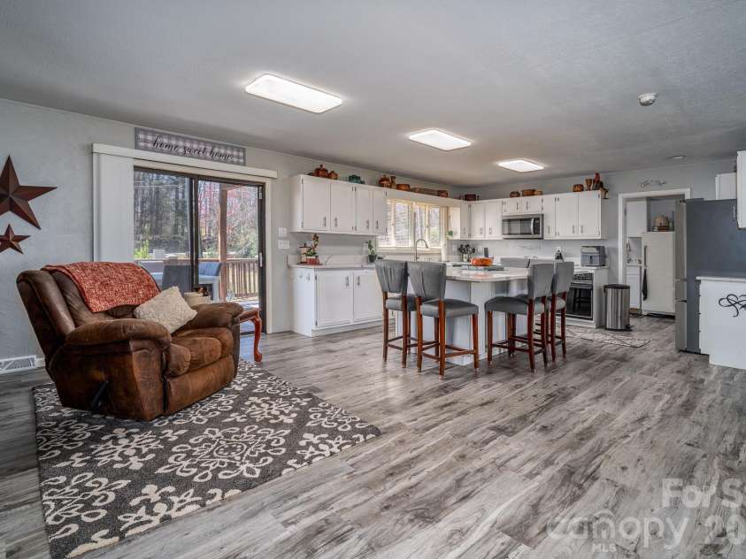 2456 Hendersonville Highway, Pisgah Forest, NC 28768.  MLS# CAR4363378, YatesRealty ID 21138. 