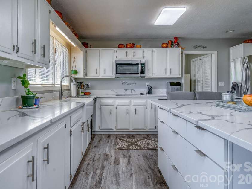 2456 Hendersonville Highway, Pisgah Forest, NC 28768.  MLS# CAR4363378, YatesRealty ID 21138. 