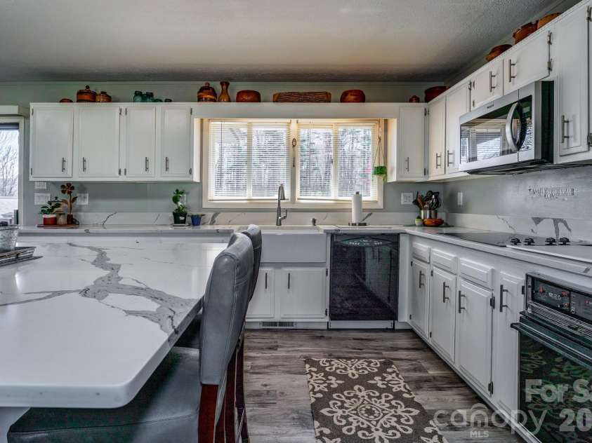 2456 Hendersonville Highway, Pisgah Forest, NC 28768.  MLS# CAR4363378, YatesRealty ID 21138. 