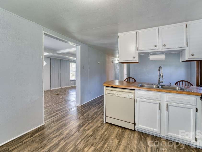2456 Hendersonville Highway, Pisgah Forest, NC 28768.  MLS# CAR4363378, YatesRealty ID 21138. 