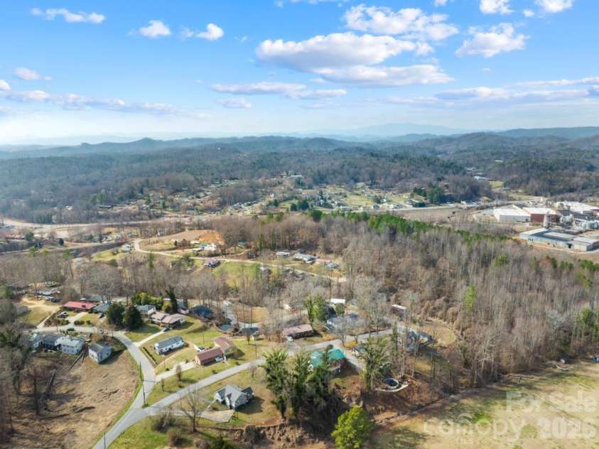 430 Arlington Circle, Lenoir, NC 28645.  MLS# CAR4411712, YatesRealty ID 21139. Aerial View