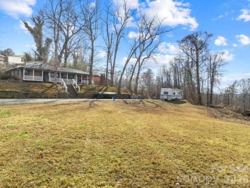 430 Arlington Circle, Lenoir, NC 28645.  MLS# CAR4411712, YatesRealty ID 21139. Exterior - Yard