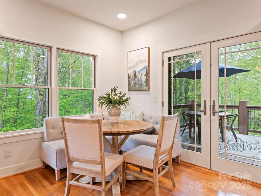 62 Blair Athel Point, Waynesville, NC 28786.  MLS# CAR4259633, YatesRealty ID 21139. 