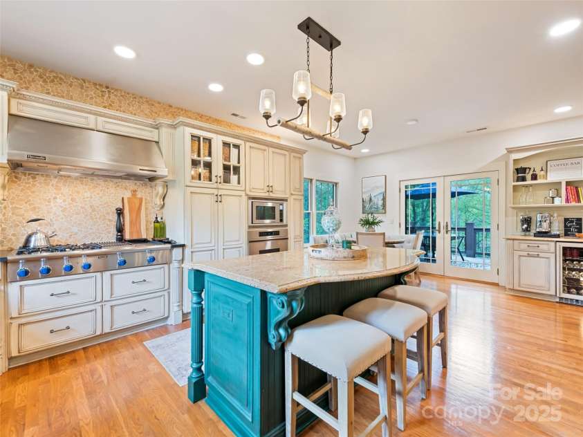 62 Blair Athel Point, Waynesville, NC 28786.  MLS# CAR4259633, YatesRealty ID 21139. 