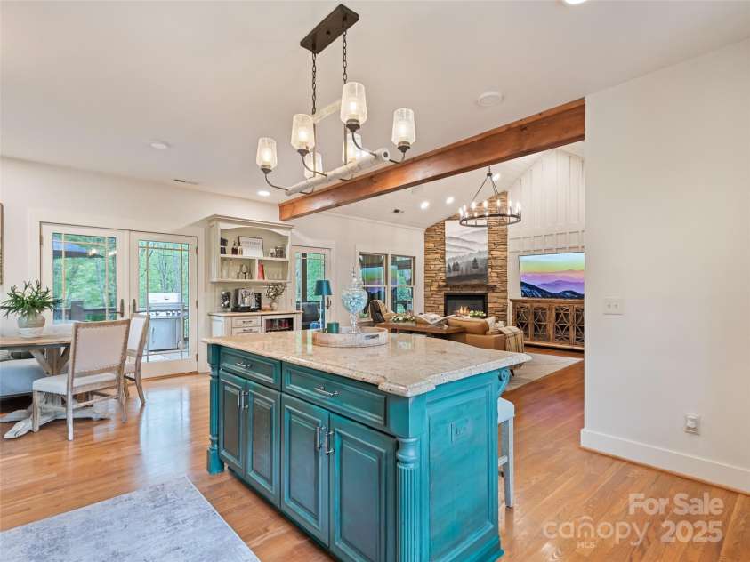 62 Blair Athel Point, Waynesville, NC 28786.  MLS# CAR4259633, YatesRealty ID 21139. 