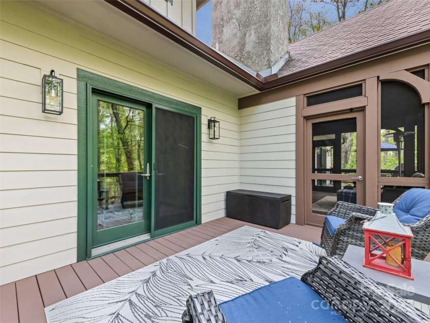 62 Blair Athel Point, Waynesville, NC 28786.  MLS# CAR4259633, YatesRealty ID 21139. 